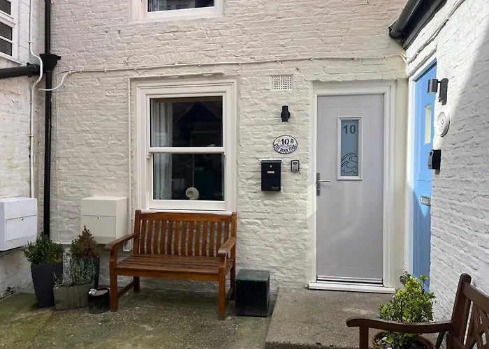 The Rockpool Holiday Cottage